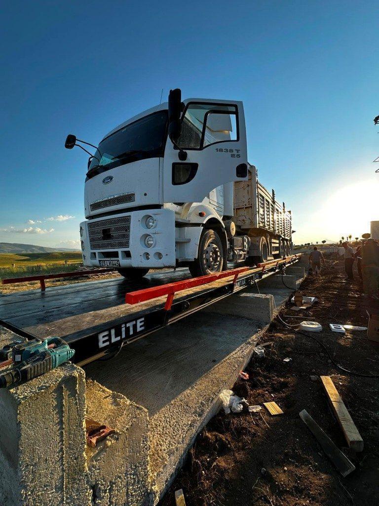 Araç ve tır kantarı platformu kurulumu
