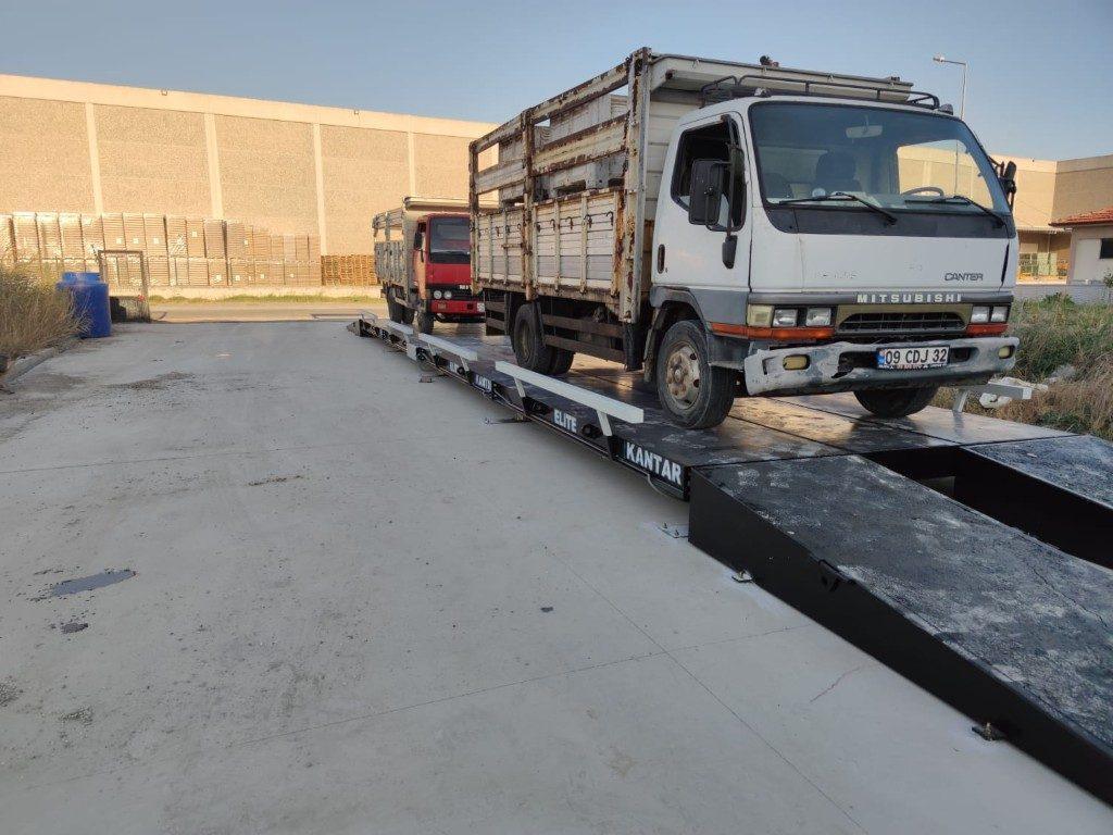 Saha beton zemine kurulu 60 ton tır kantarı platformu