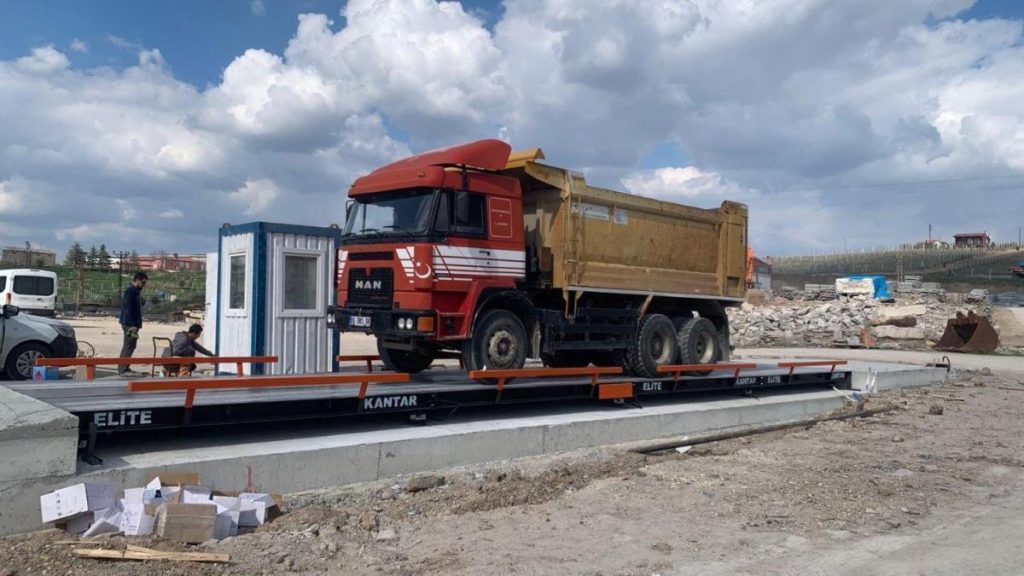 Zemin İçi ve Üstü V Kiriş Tır Kantarı — Yakın Çekim Detay 2